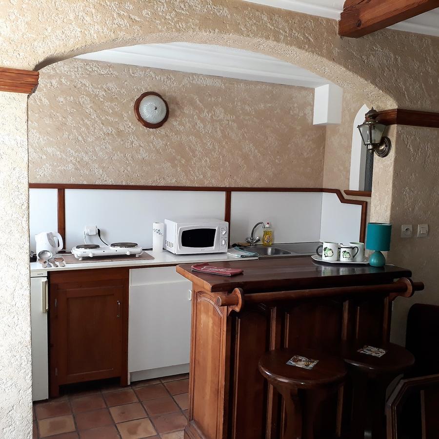 Le Manoir De Goliath Apartment Toutainville Екстериор снимка