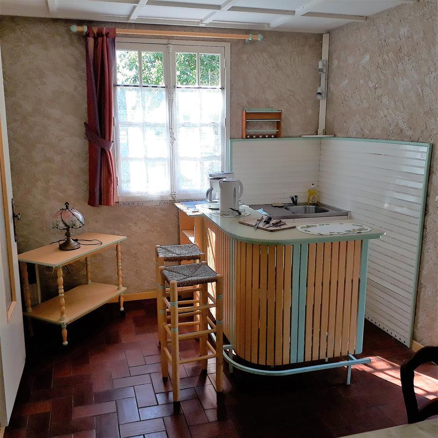Le Manoir De Goliath Apartment Toutainville Екстериор снимка