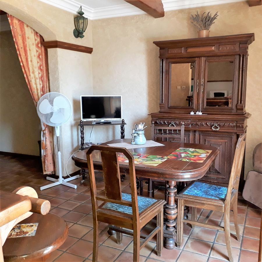 Le Manoir De Goliath Apartment Toutainville Екстериор снимка